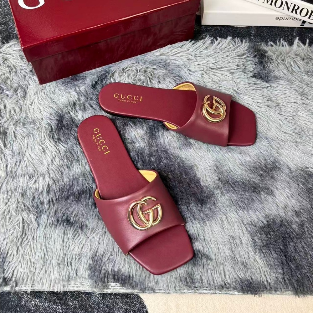 Gucci Interlocking G Burgundy Leather Slide Sandals